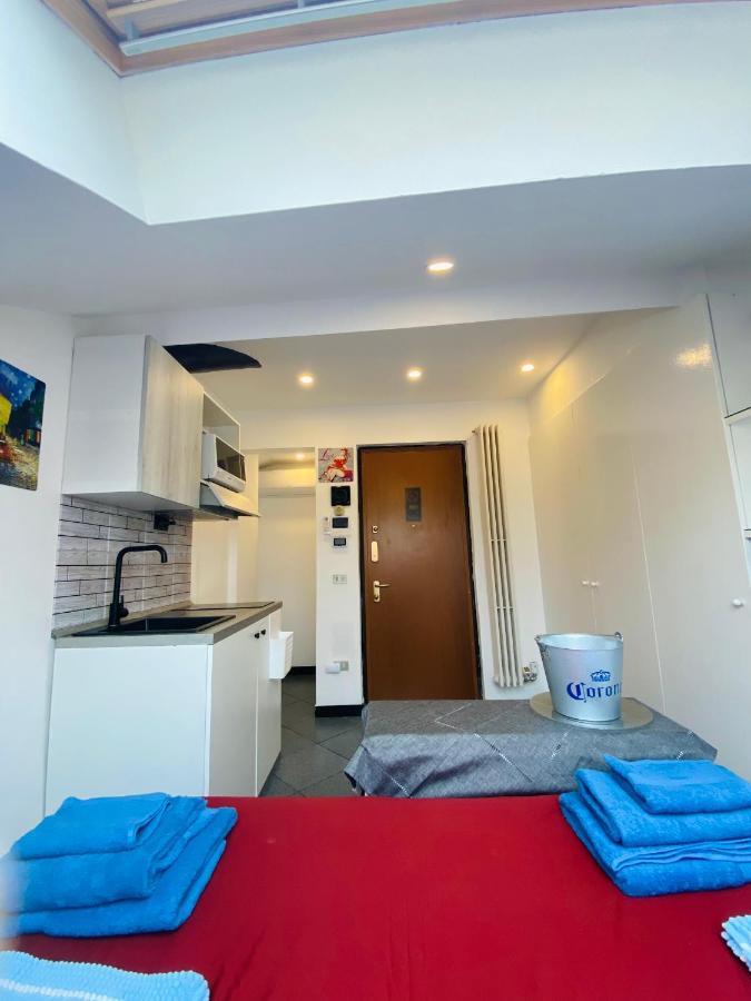 Lecco Centro 1 Apartment Bagian luar foto
